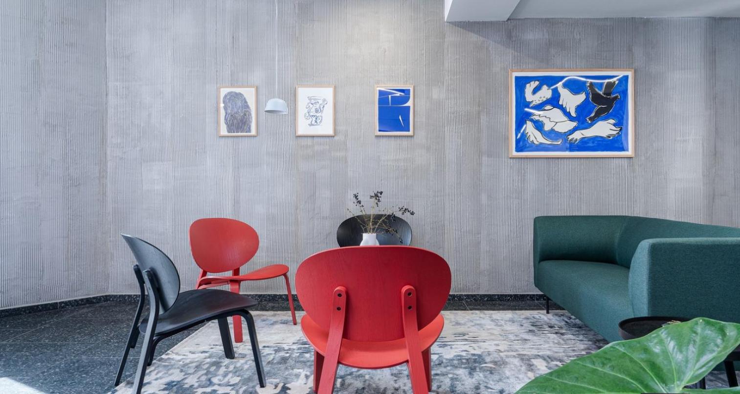 Appartamento Live-inn 2 Bdr Family For 1-8 Guests, 20 Mins To Center, Lift, Gym, Reception, Parking, Roof Terrace, Game & Party Praga
