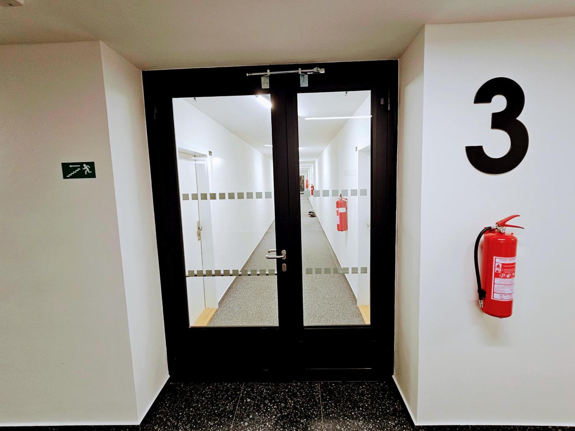 Appartamento Live-inn 2 Bdr Family For 1-8 Guests, 20 Mins To Center, Lift, Gym, Reception, Parking, Roof Terrace, Game & Party